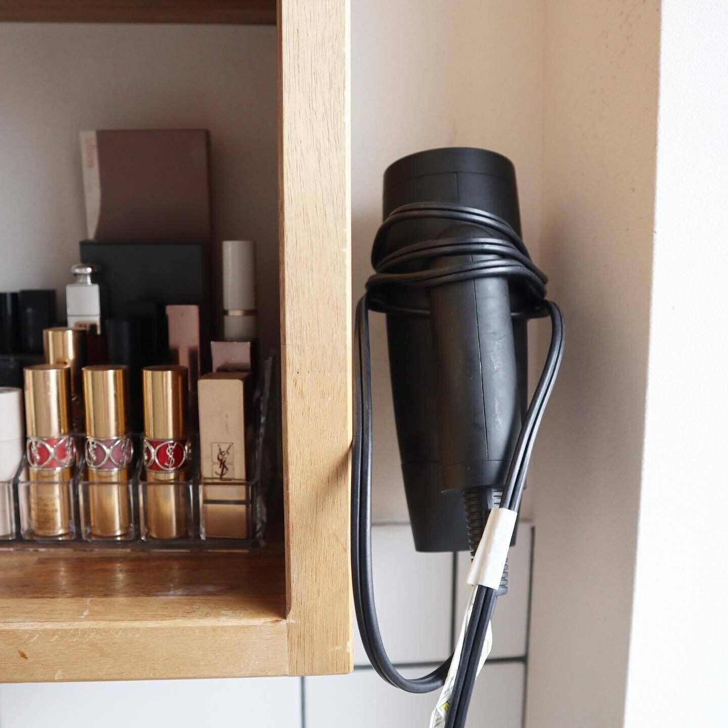 色味を合わせたホルダーで目立ちにくい収納に