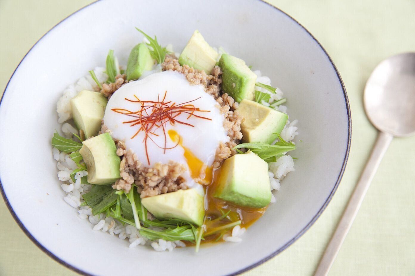 糖質控えめ！お手軽 鶏そぼろのっけごはん