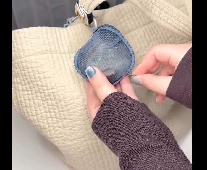 【無印良品】なくさず出せる！ナイロンメッシュコンパクトポーチ