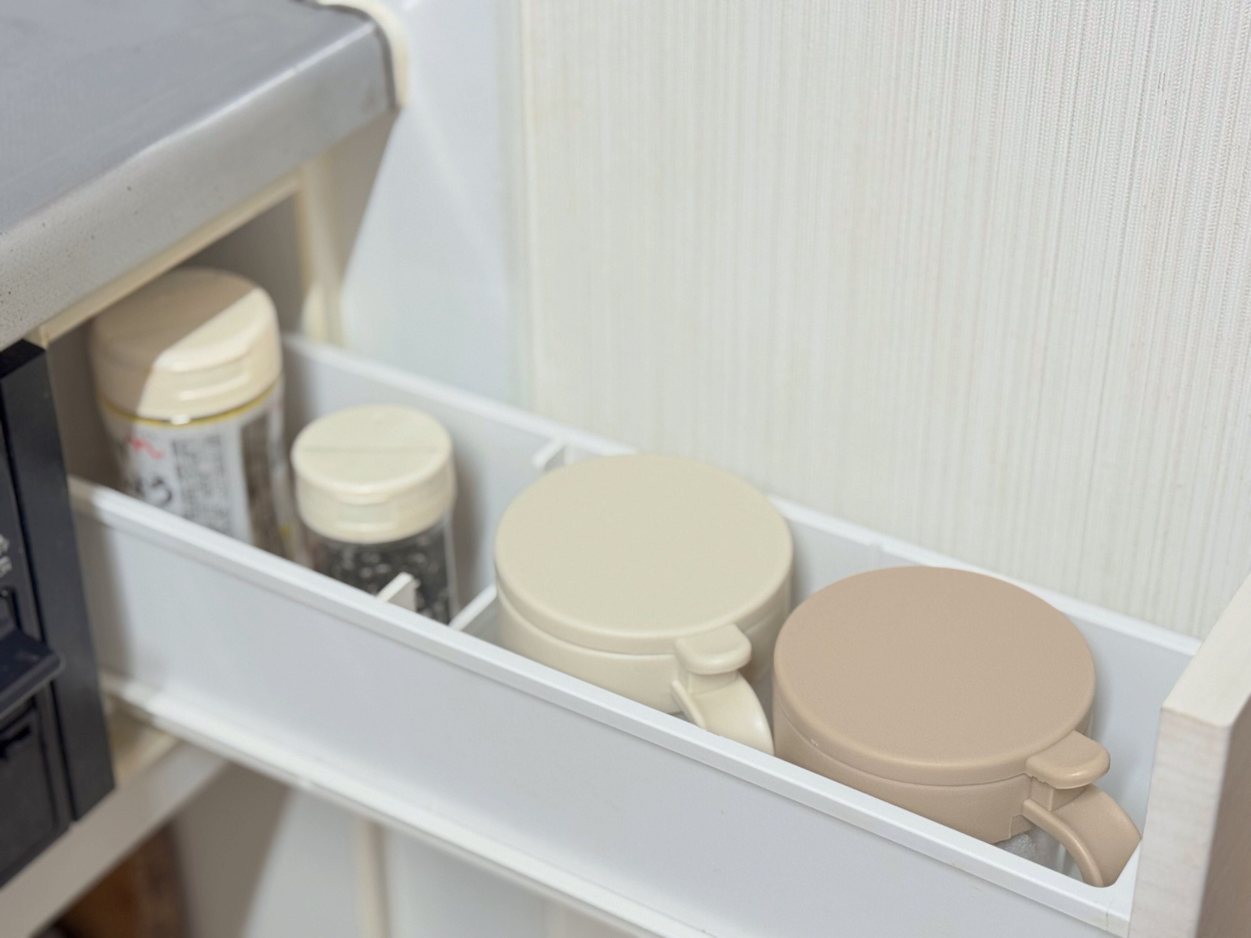 特長1．キッチン横の小ポケットにぴったりのサイズ感