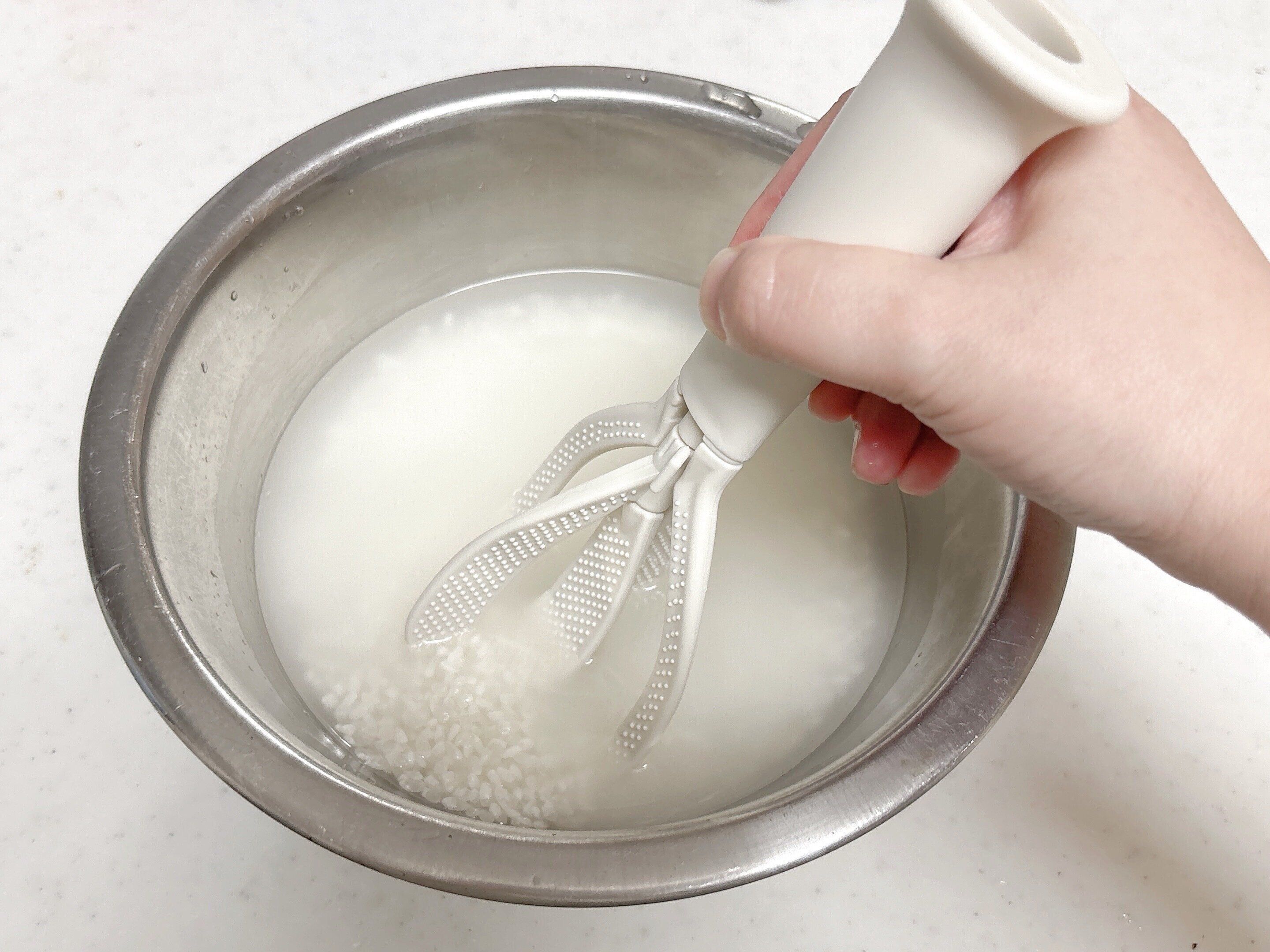 3COINS米とぎしゃもじ