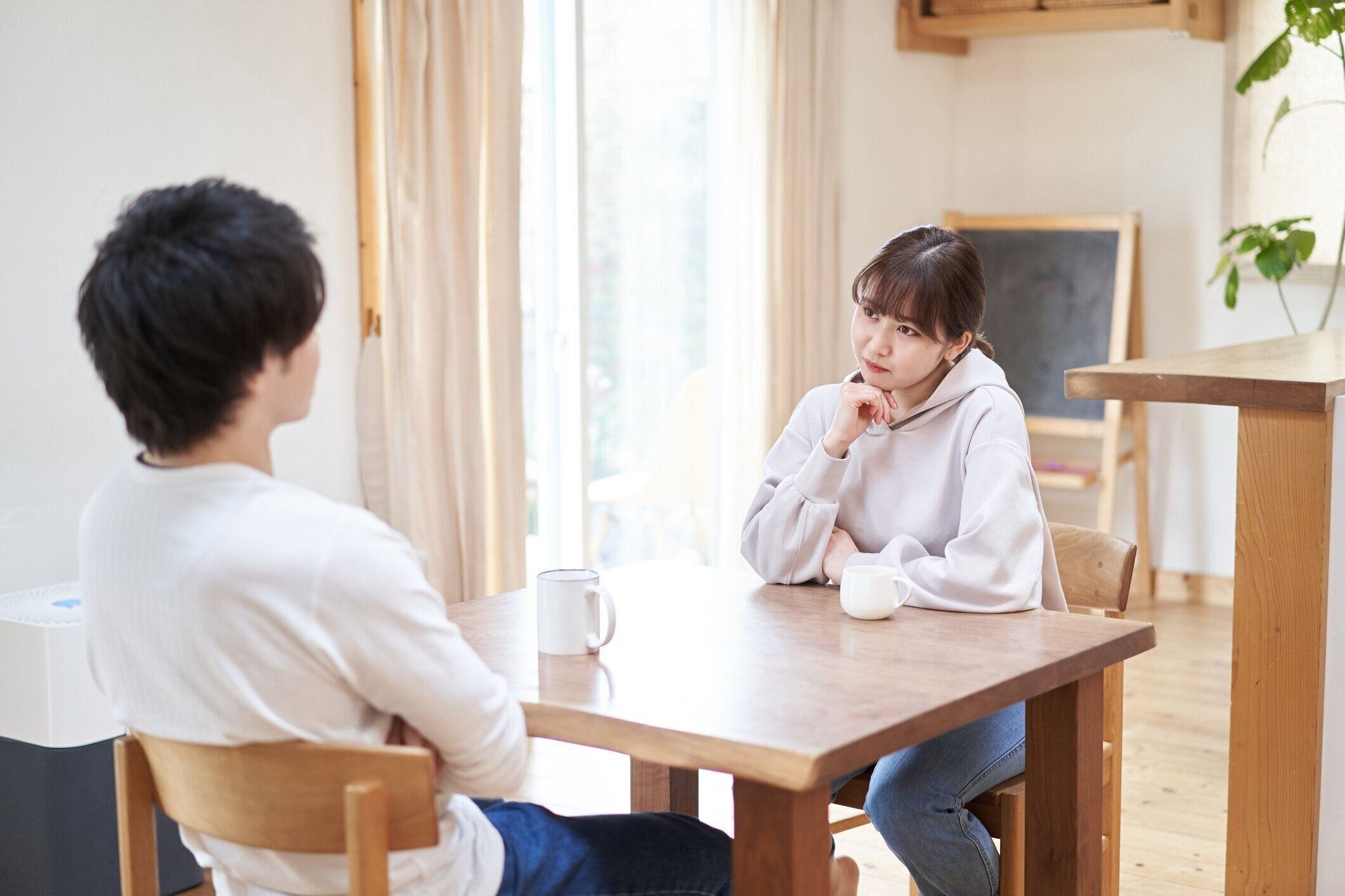 アジアの男女の戦い