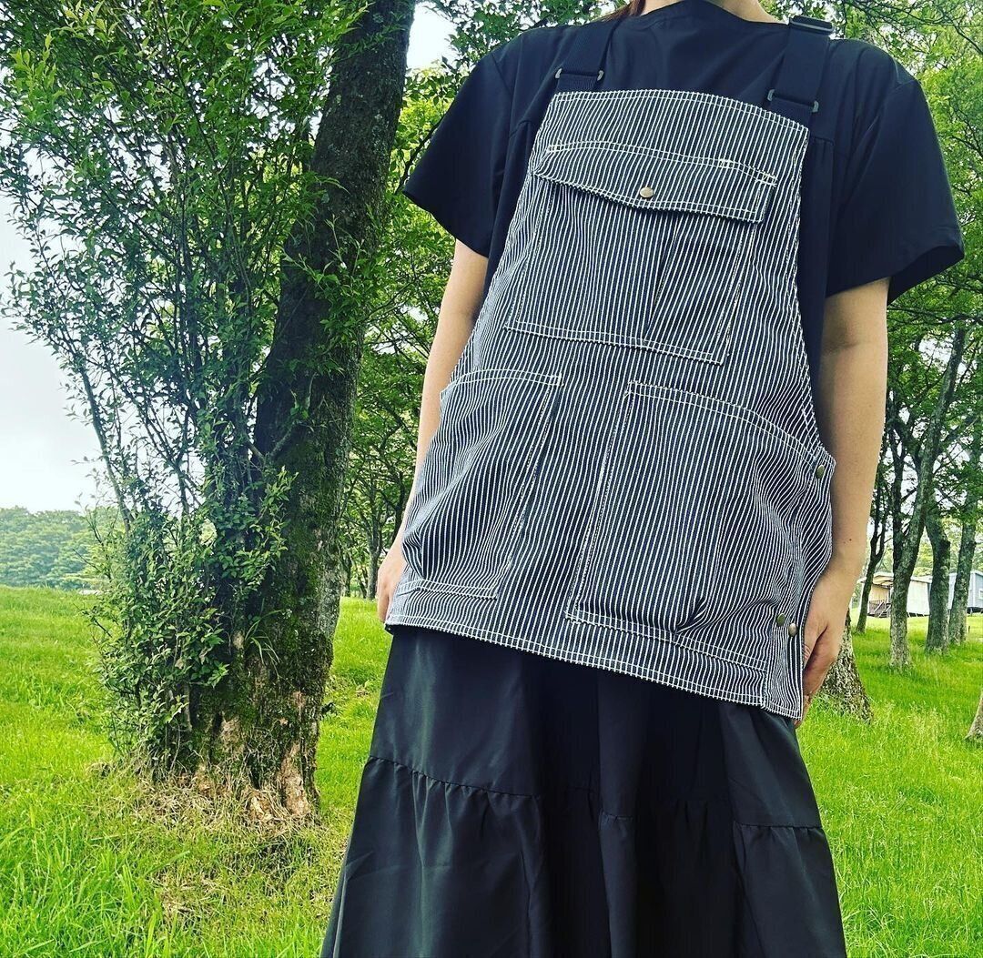 キャンプギアを収納するのにぴったり！エプロン