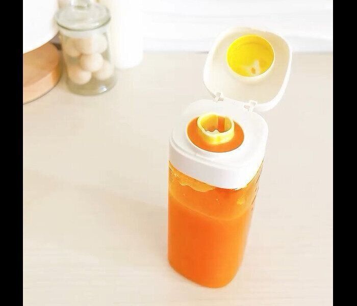 【セリア】垂れても戻る！ムダゼロ調味料ボトル