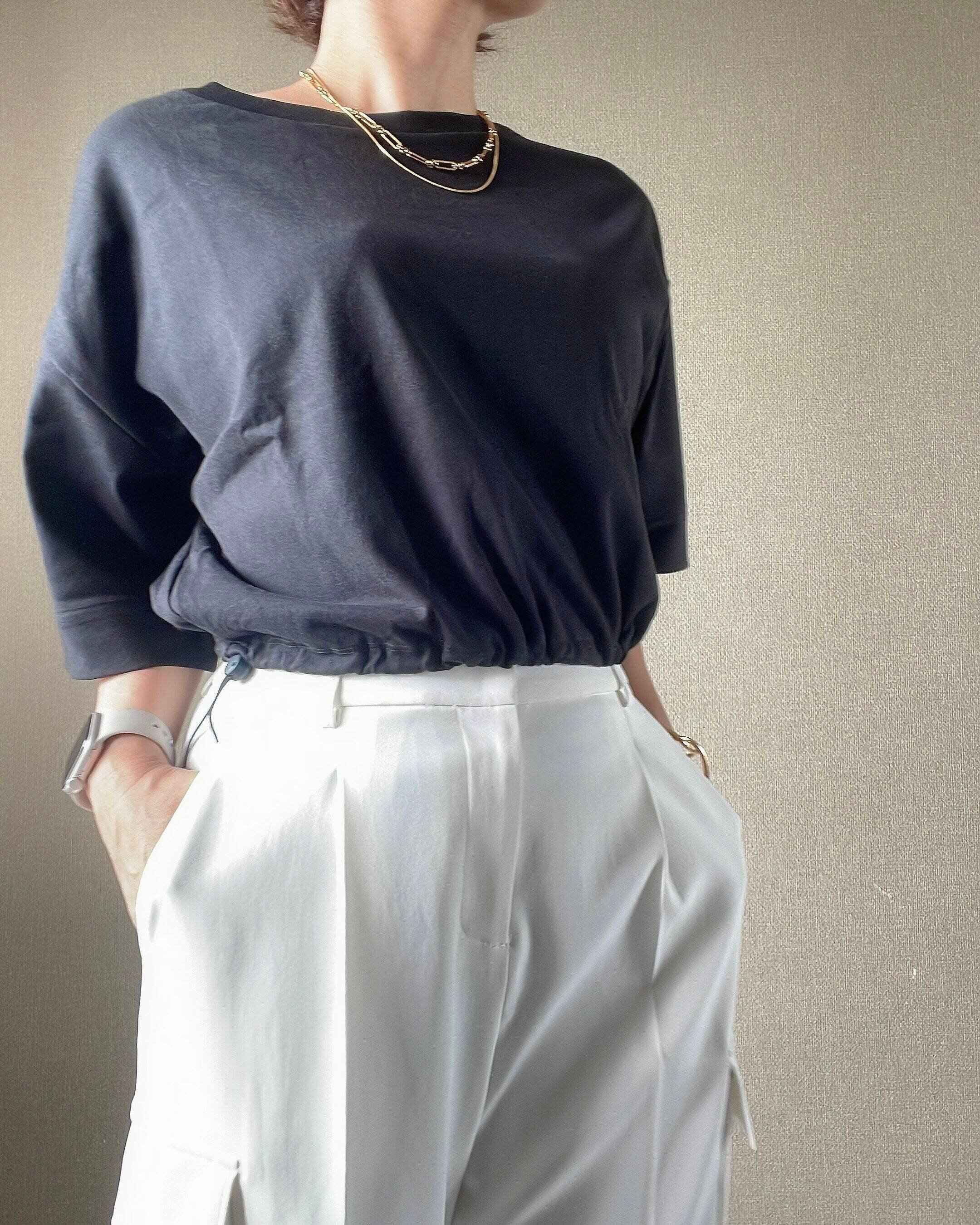 GU 40代も着れるTシャツ