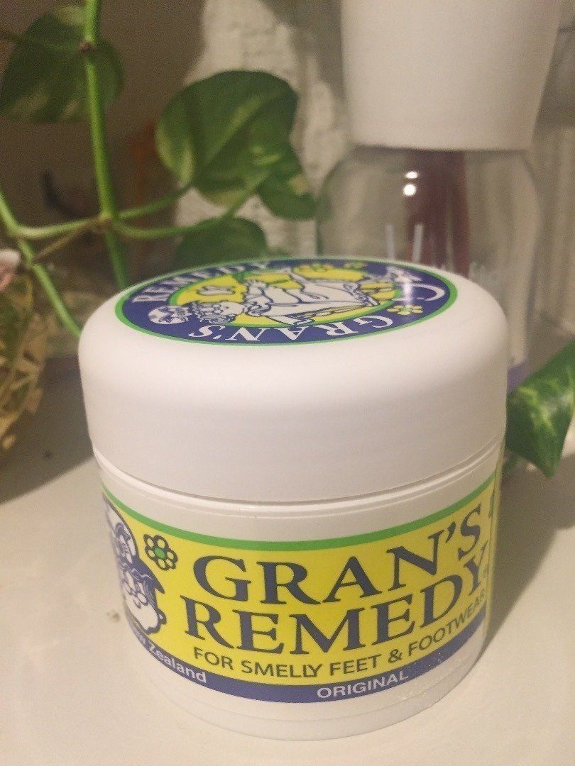 子ども靴が臭い すぐできる消臭方法 靴洗い4選 サンキュ