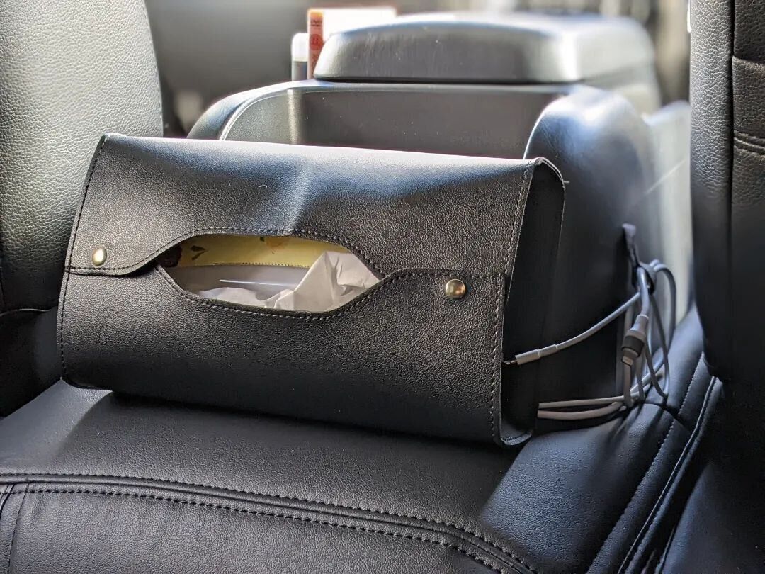 【ダイソー】レザーのティッシュボックスカバーは車内での使い心地バツグン！