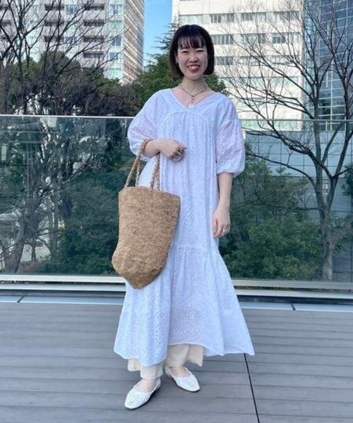 気温22度の服装 22最新 おすすめファッション やってはいけないngコーデを人気スタイリストが解説 春 秋の服選びのポイントにも注目 サンキュ 気温22度の服装 22最新 おすすめファッション やってはいけないngコーデを人気スタイリストが解説 春 秋の服選びのポイントにも注目 サンキュ