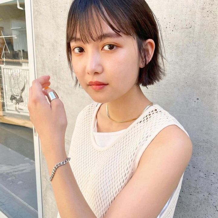 面長女性におすすめの髪型 22最新 40代に似合うヘアスタイル21選 サンキュ 面長女性におすすめの髪型 22最新 40代に似合うヘアスタイル21選 サンキュ