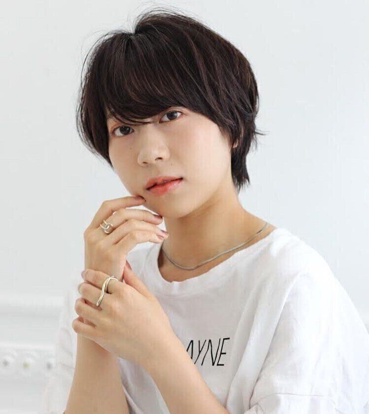 40代女性に似合うふんわりショートヘアスタイル！ゆるふわマッシュショート