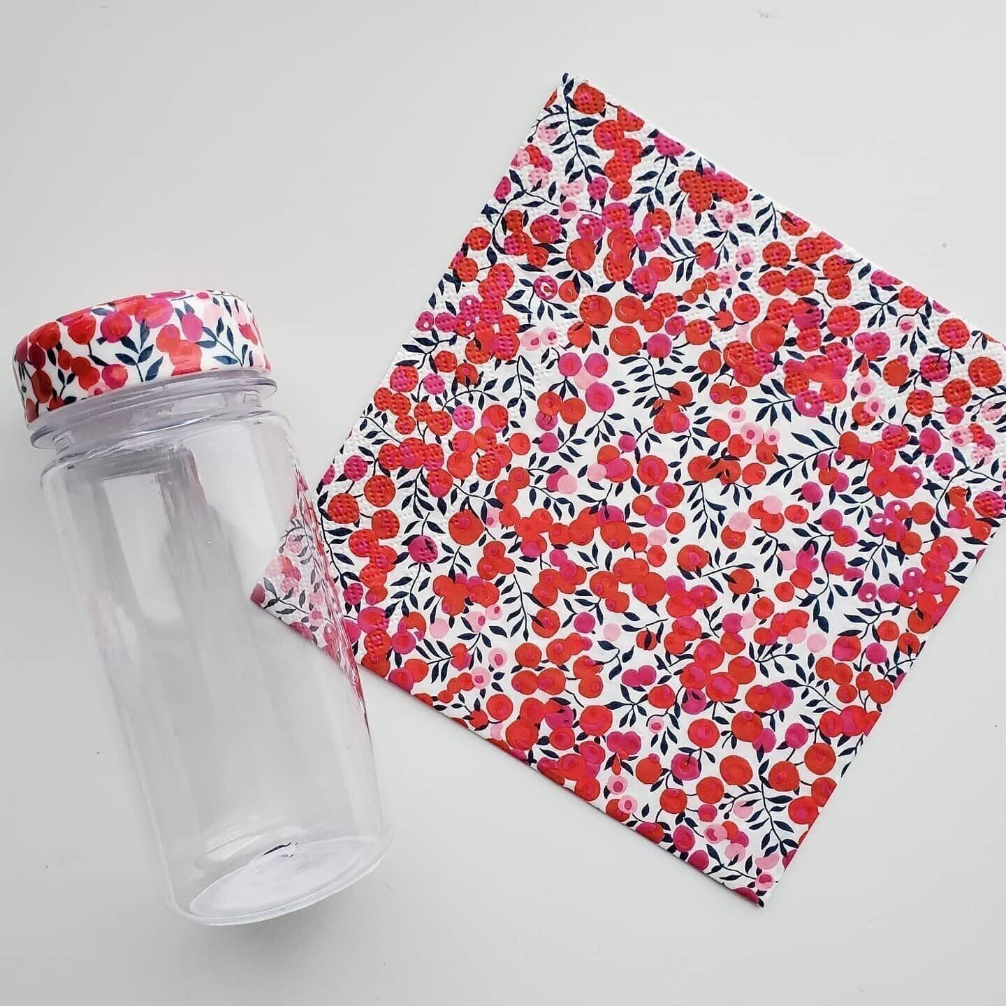 【セリア】シンプルな白いふたのボトルならハンドメイドの材料にも使える