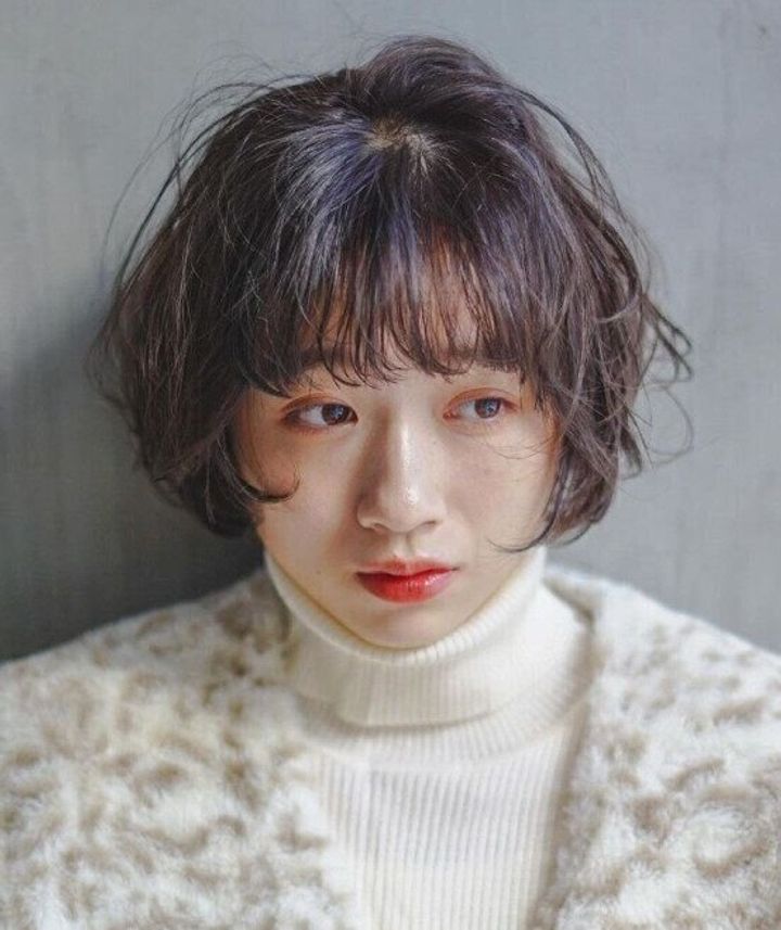 力の抜けたゆるウェーブが旬!ショートパーマ