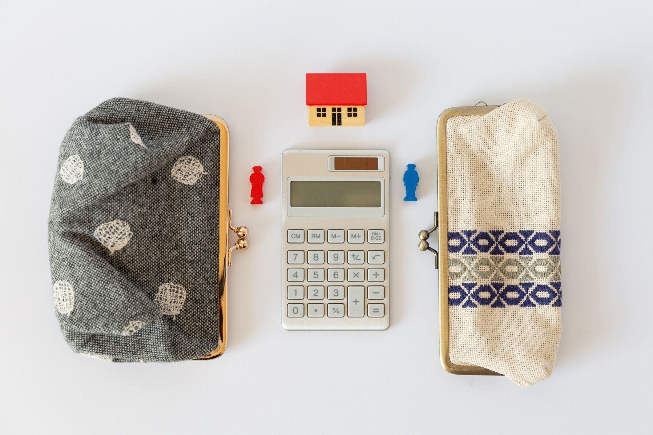 カップルのお金のイメージ