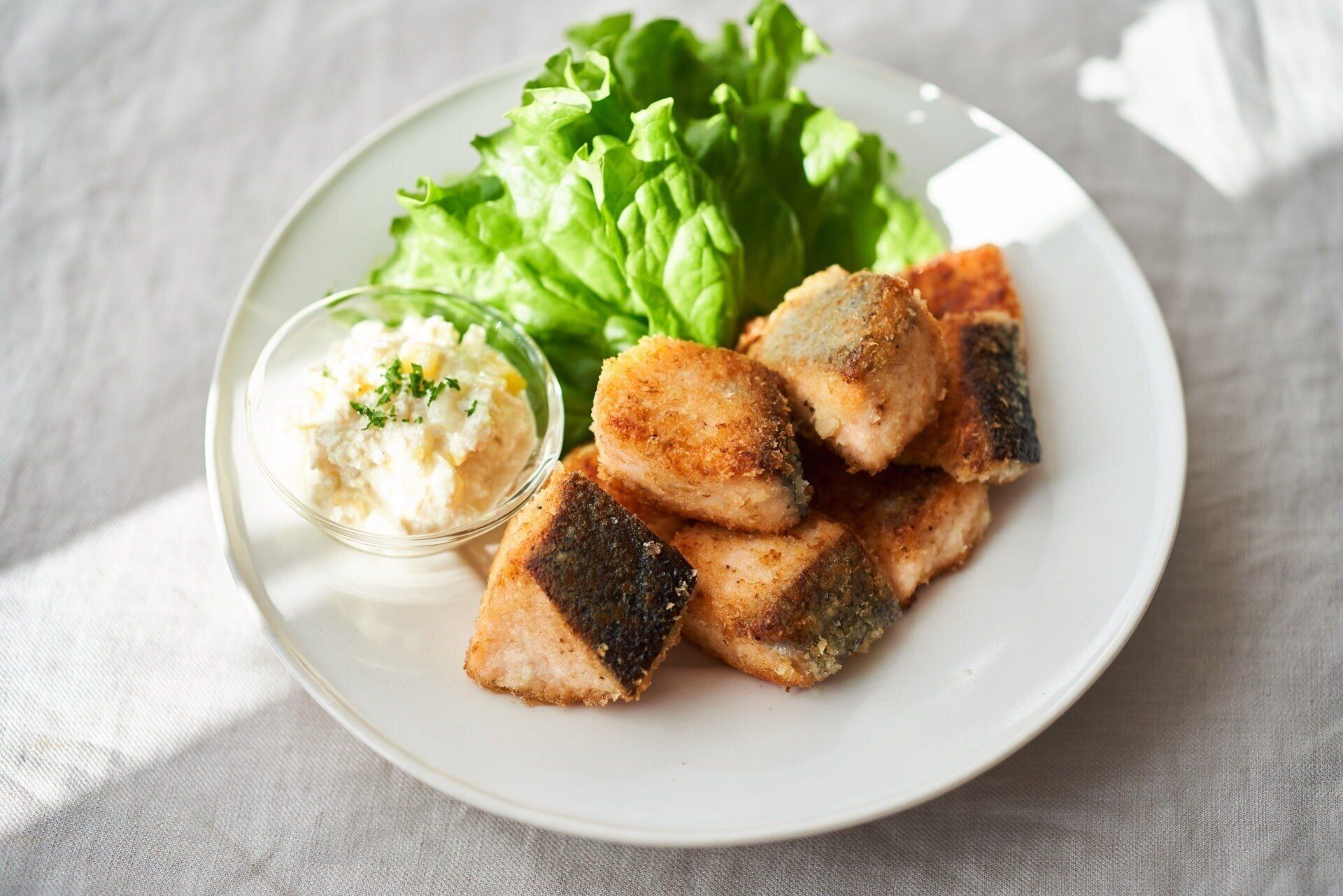 サーモンフライ お豆腐タルタルソース（ヨーグルト入り）