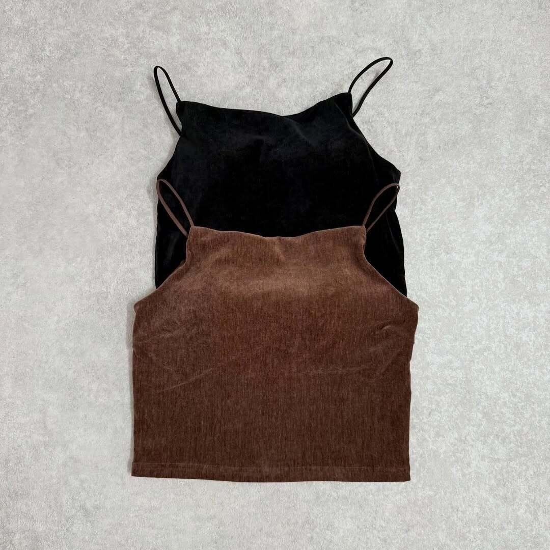 【GU】今年も完売か？“ブラウンがかわいい”レビュー多数！「ベロアブラフィール」が大活躍