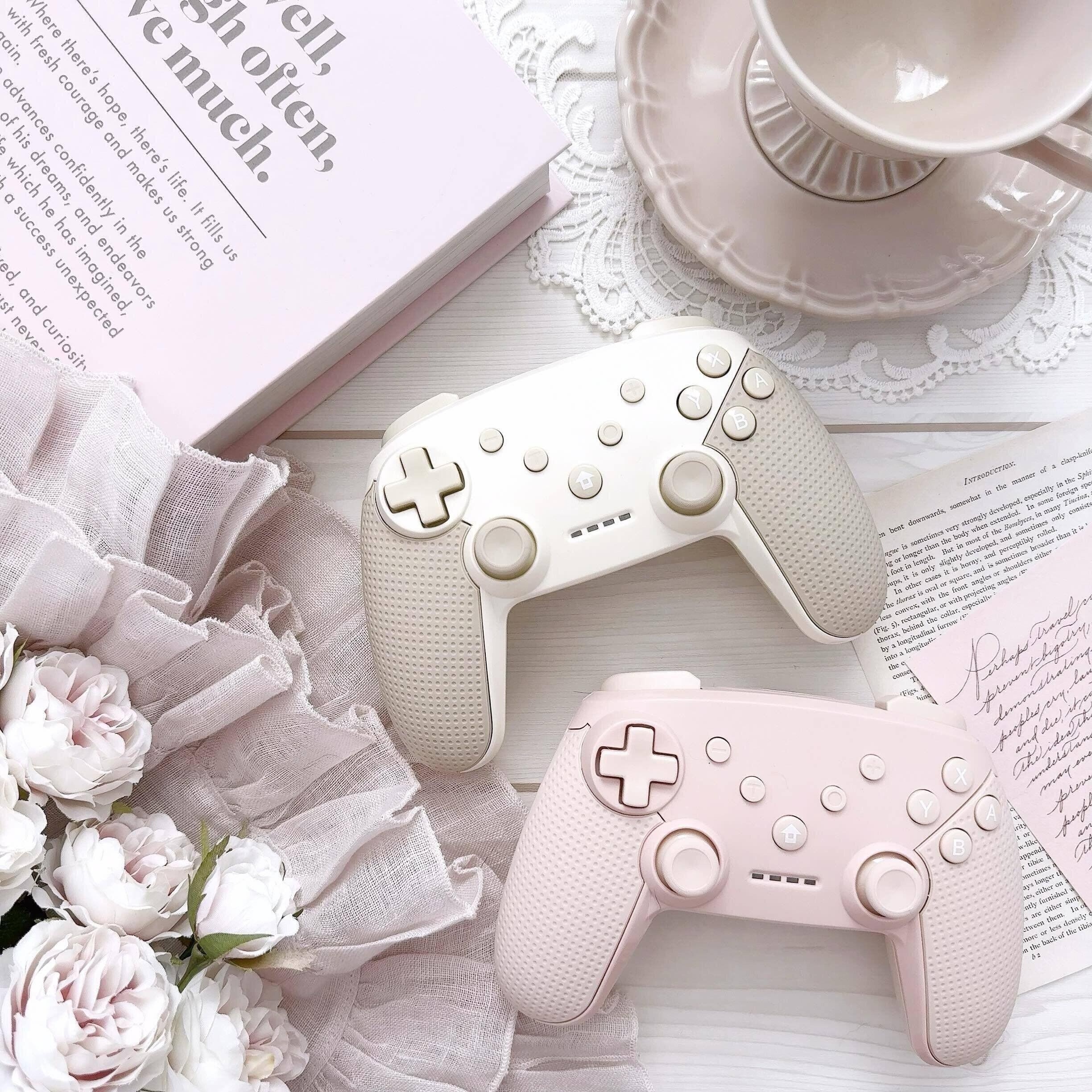 かわいいカラーで気分もあがる！「ワイヤレスゲームコントローラー」