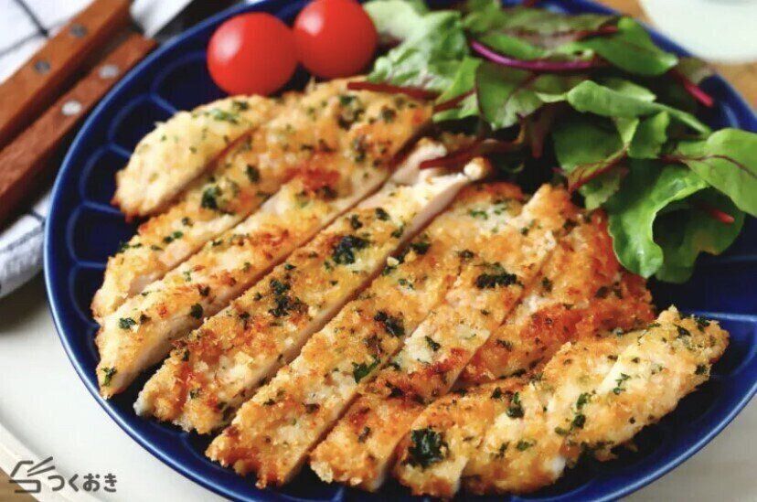 鶏むね肉のサクサクパン粉焼き