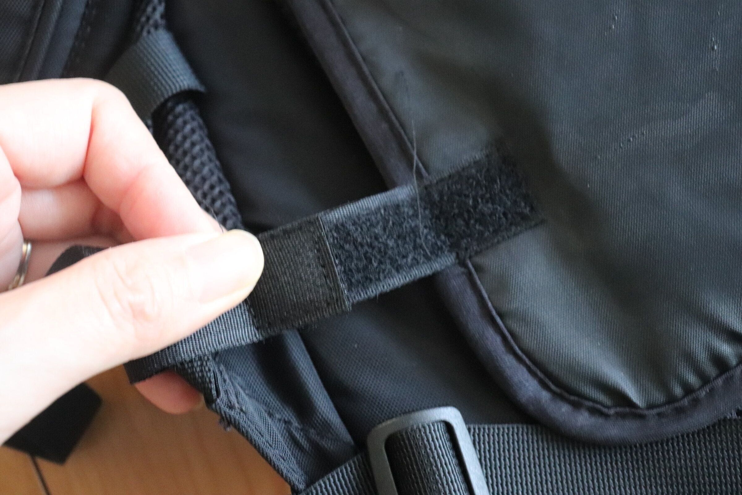 【ダイソー】330円で最強の暑さ対策キタ!? リュックとセットで使うひんやりアイテムは見つけたら即買い推奨