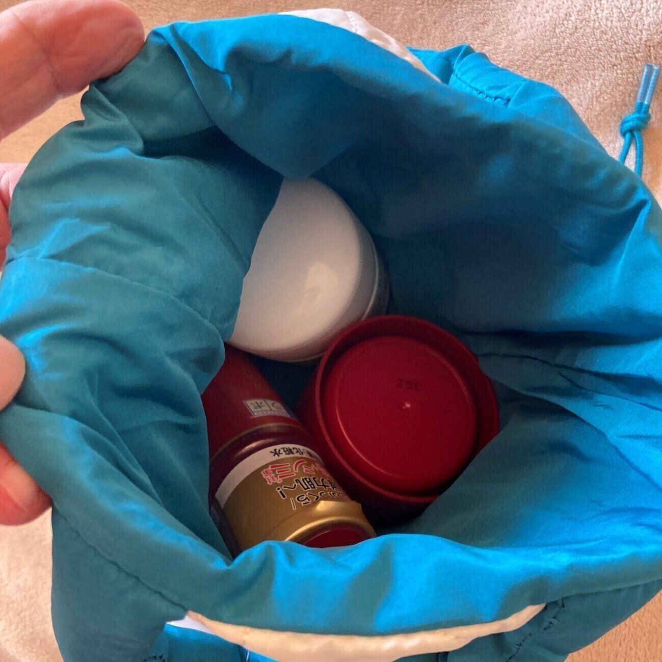 店内でも一際目を惹くデザインのアイテム、手にとって納得！ダイソー秋冬バッグが発売中