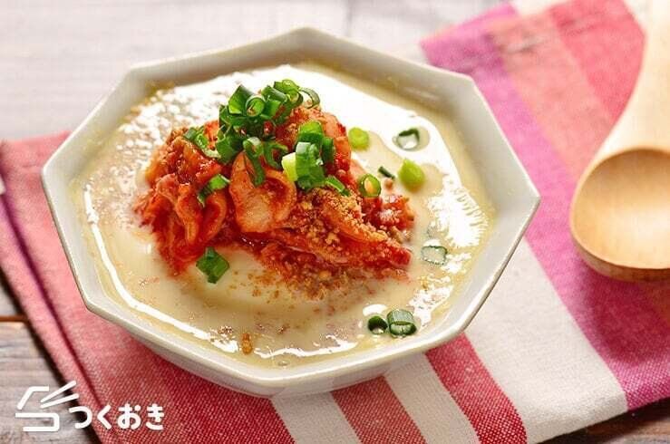 豆腐とキムチの豆乳スープ