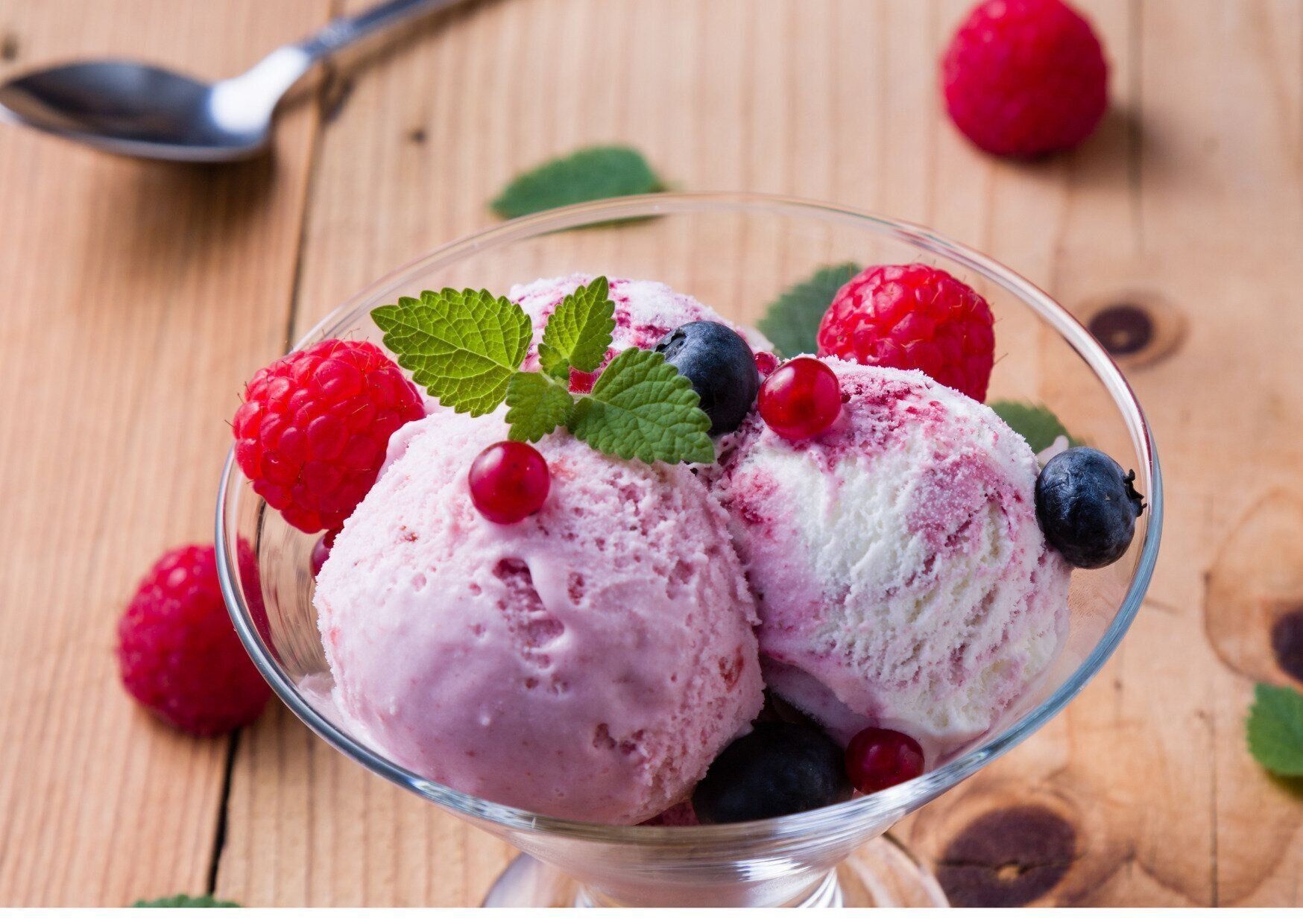 アイスクリーム　フルーツ