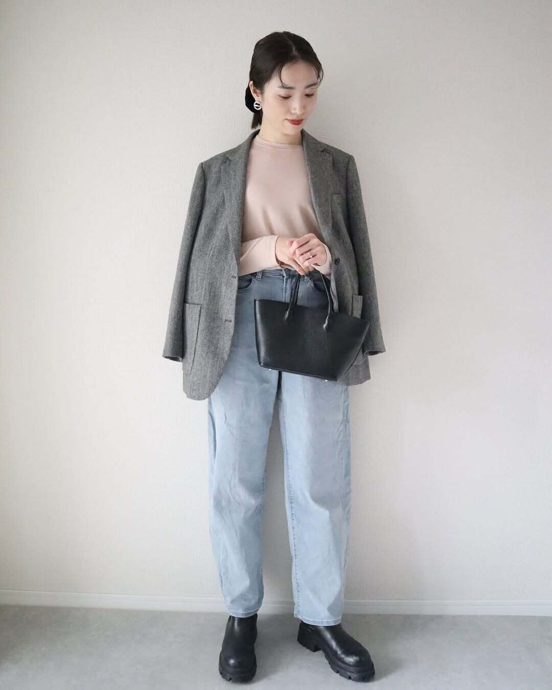 【ユニクロ】桜の咲く季節に！大人が似合う薄ピンク「神アイテム」