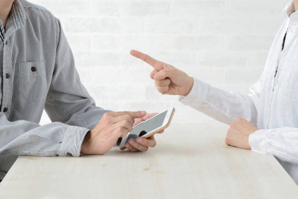 男と女を喧嘩します。