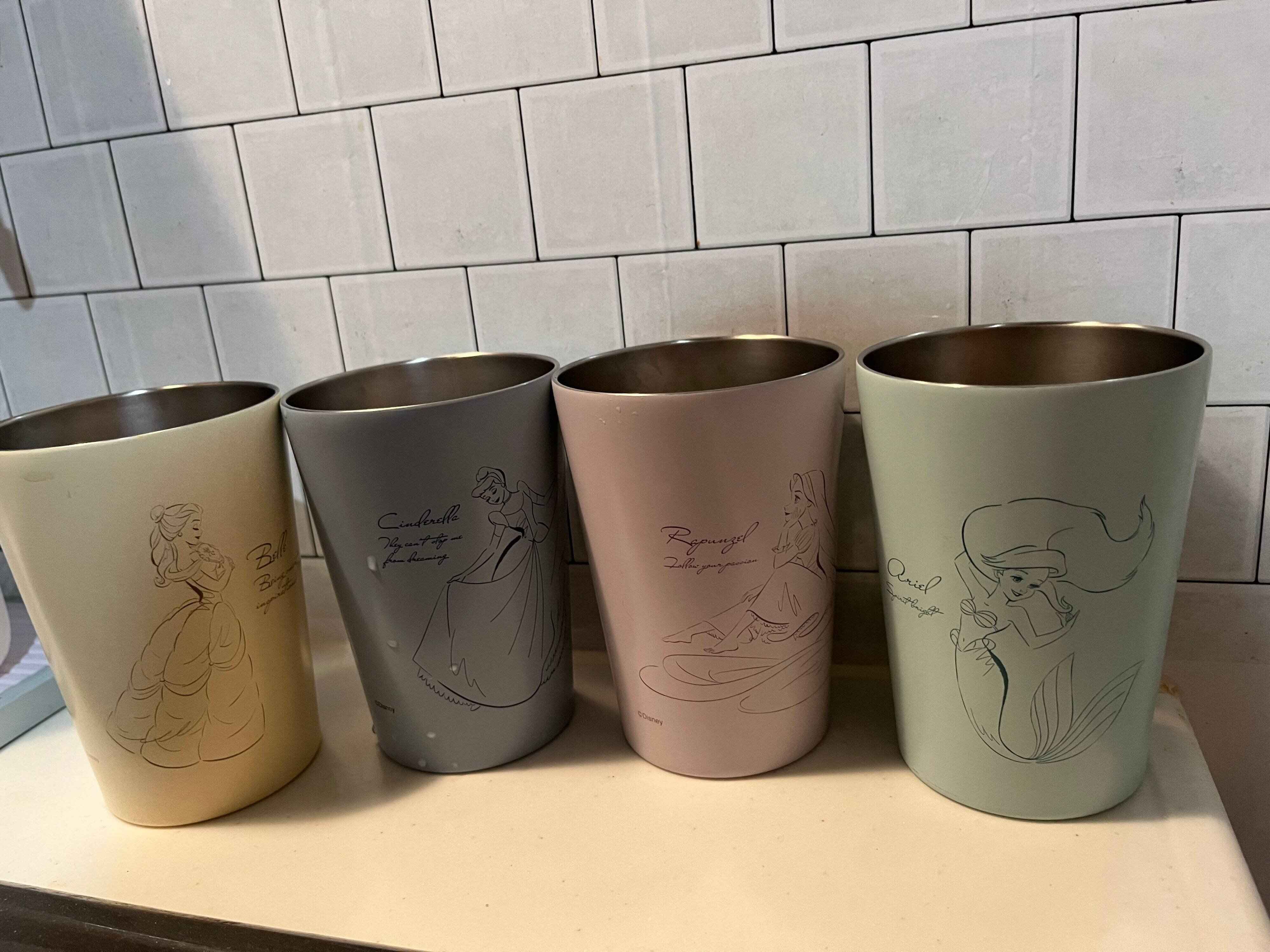 新品　ディズニー　100周年 ステンレスタンブラー ディズニー創立100周年】ミッキー＆フレンズの「ステンレス2WAY