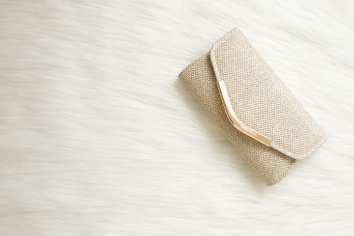 お金持ちはみんな買っていた 秋の 実り財布 の特徴は 何色がいい Dr コパの風水解説 サンキュ お金持ちはみんな買っていた 秋の 実り財布 の特徴は 何色がいい Dr コパの風水解説 サンキュ