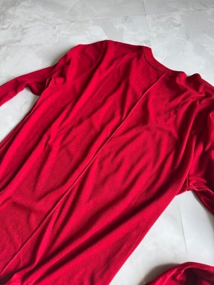 GU ソフトシアークルーネックT