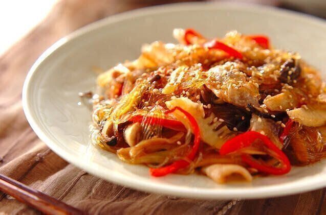 春雨と豚バラ肉の中華炒め