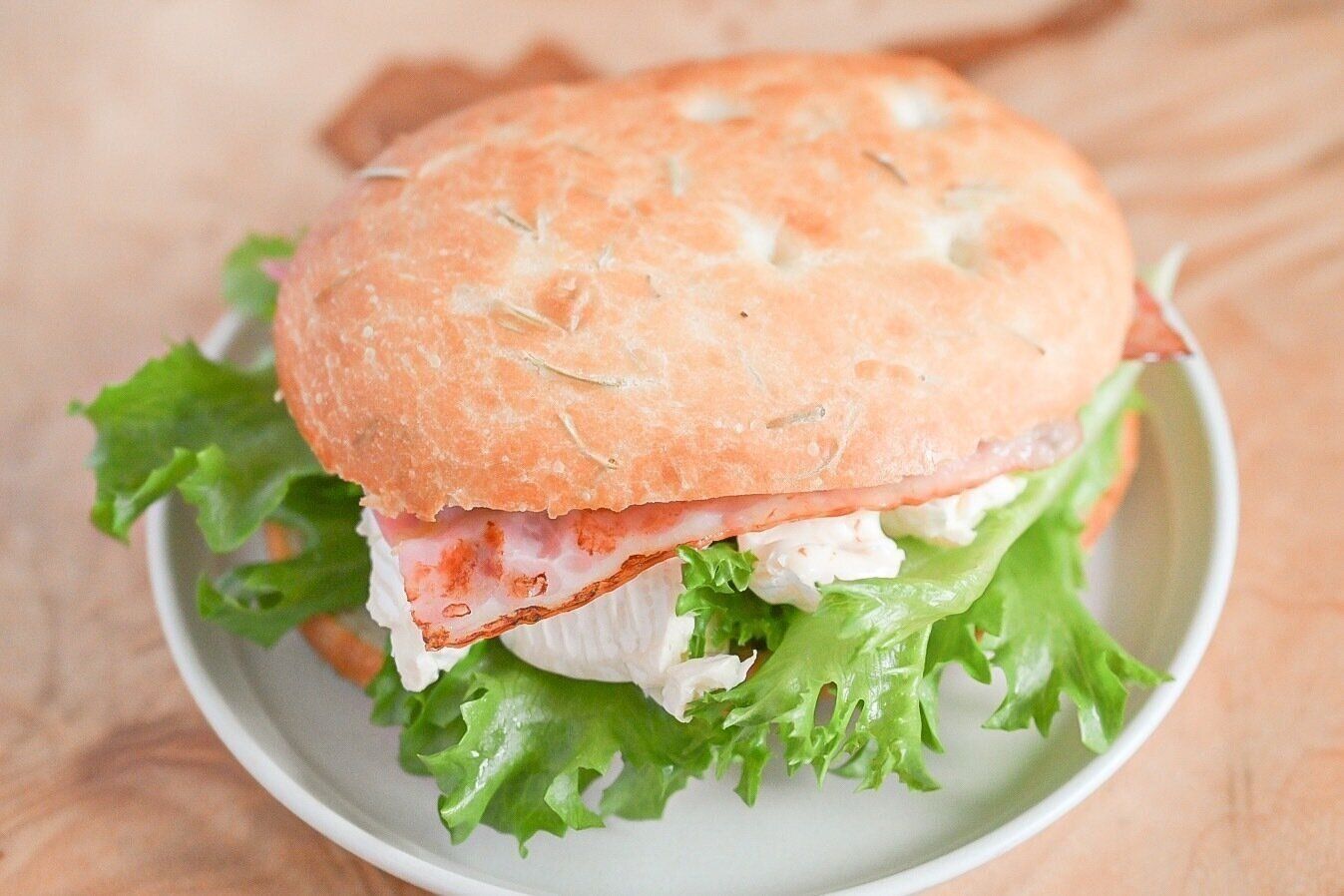 ベーコンとチーズサンド