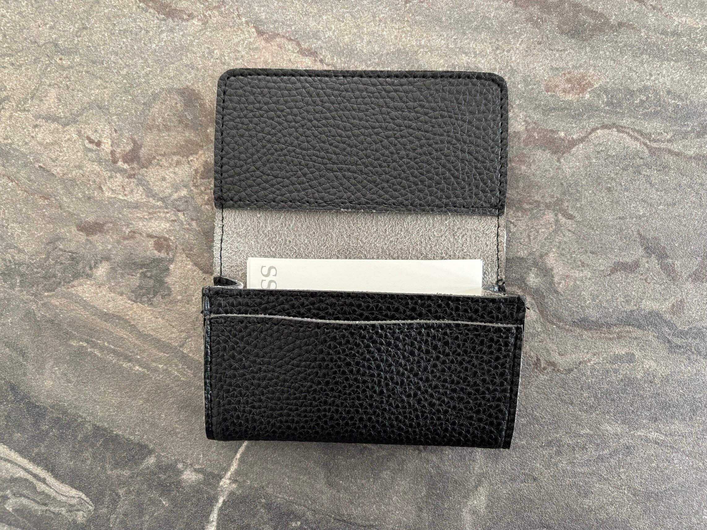 ダイソーで見つけた！レザー調「マグネット入キーホルダー」