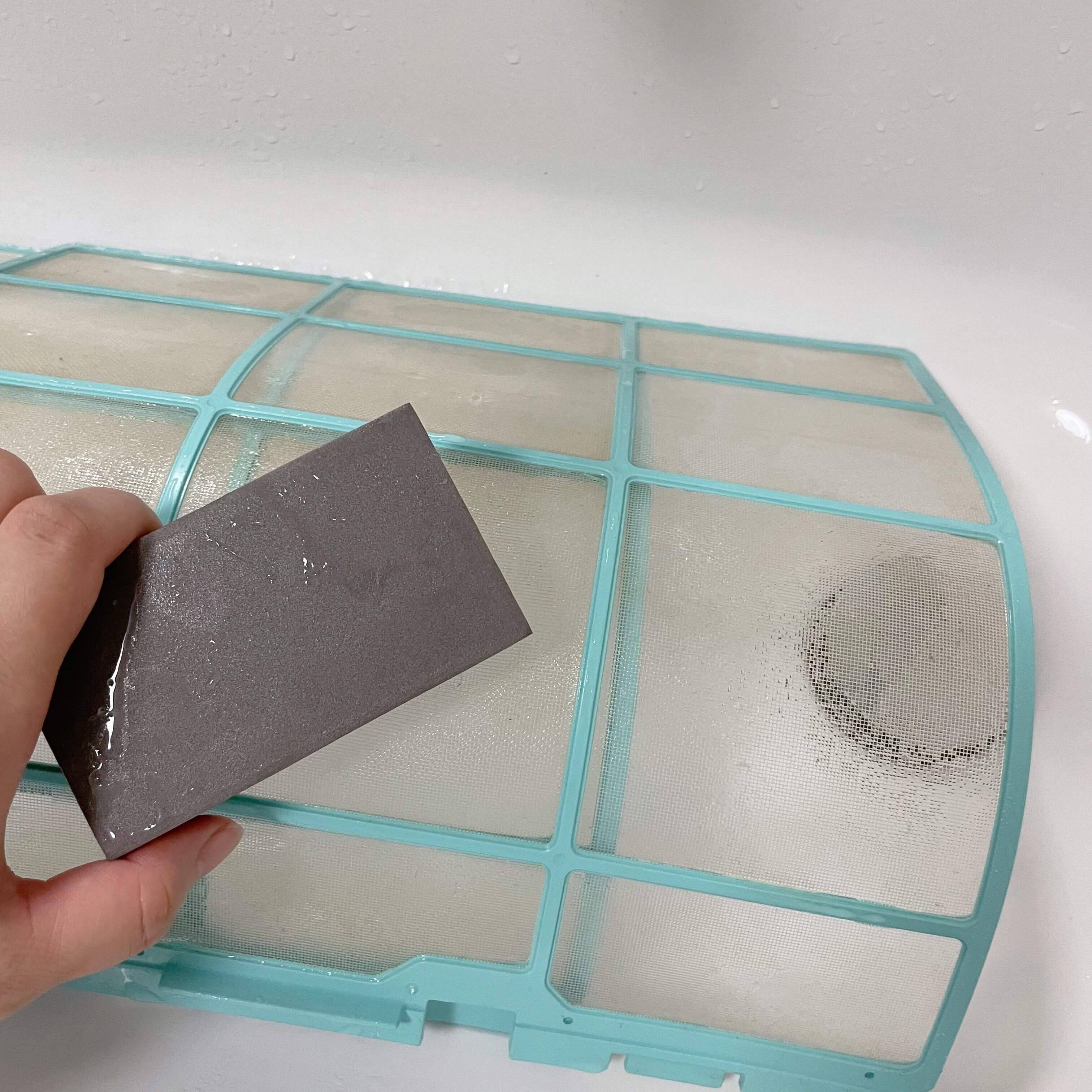 エアコンのフィルター掃除2