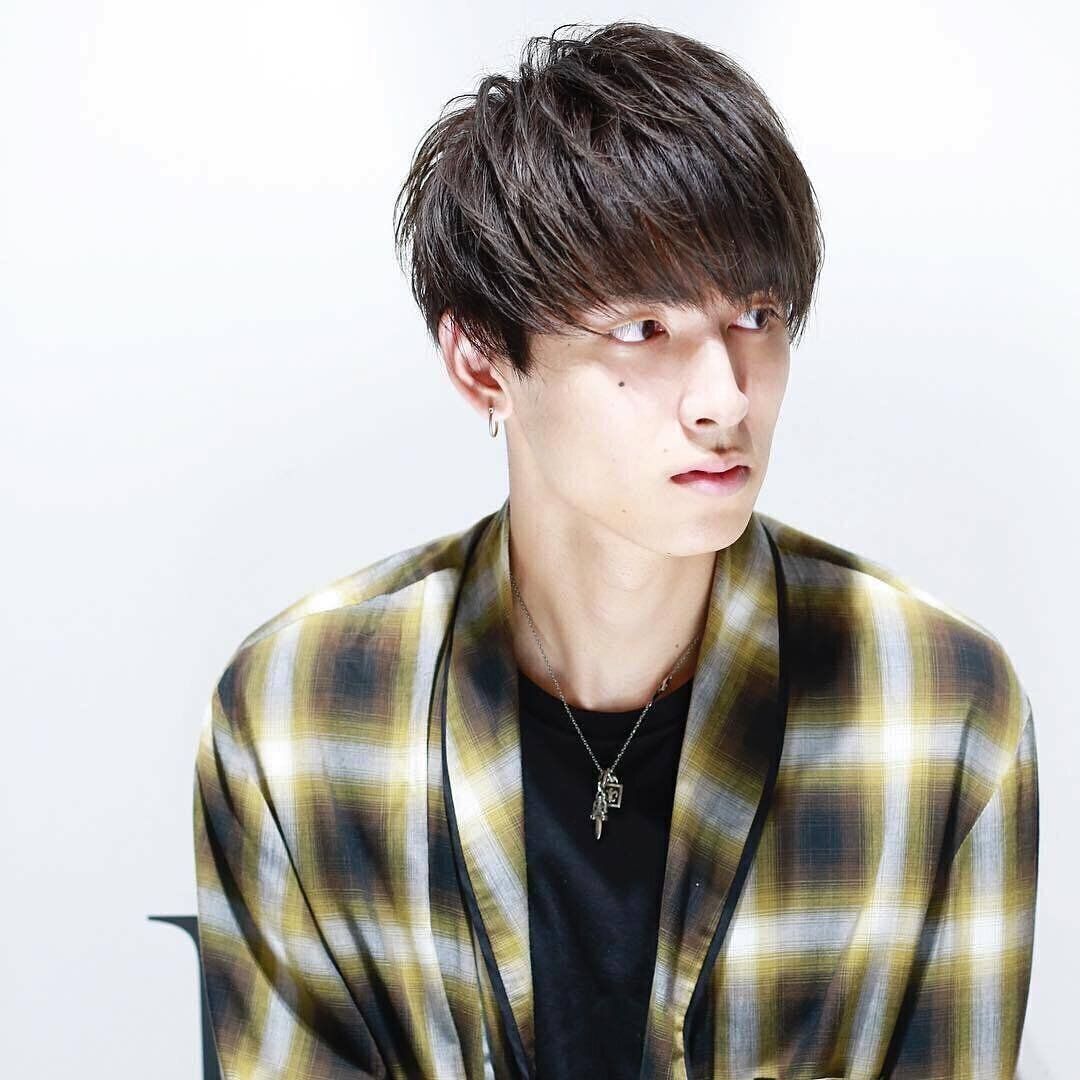 高校生の男の子に似合うヘアスタイル すっきりマッシュならスポーツマンにもぴったり！