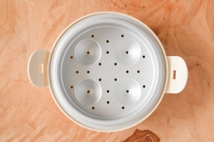 シルバーのトレー