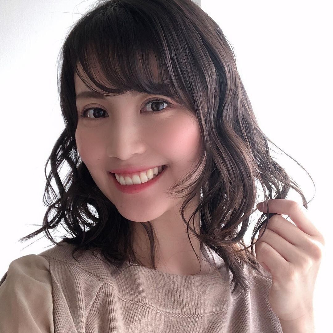 40代の丸顔女性におすすめの髪型 22最新 丸顔のコンプレックスを解消できるヘアカタログ サンキュ