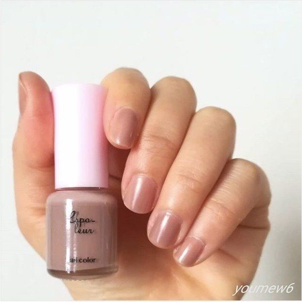 ダイソーの人気ネイル 40代が買うなら何色 サンキュ