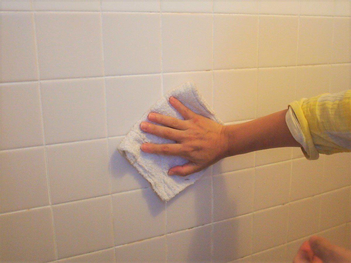 掃除のプロは 床上cm から始める お風呂場掃除のコツを聞いた サンキュ