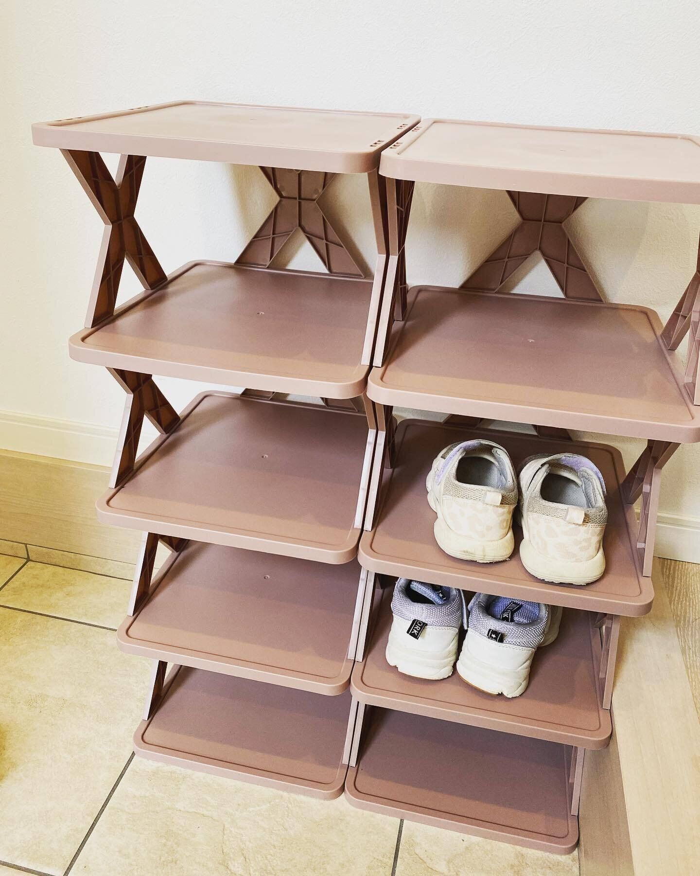 靴箱に入りきらないときはスリコのアイテムで解決！