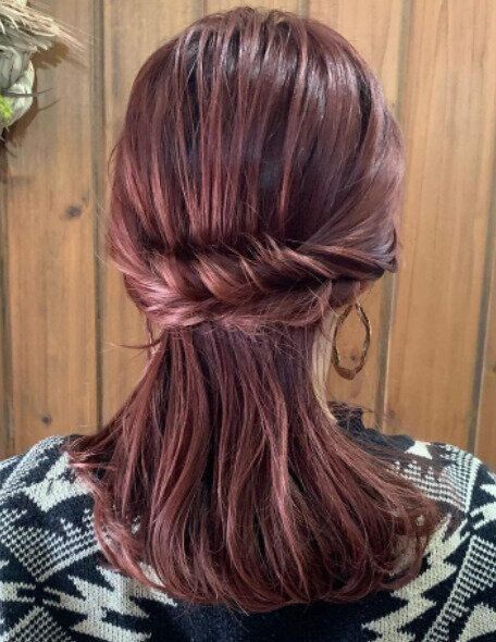40代女性に似合う不器用でも簡単にできるヘアアレンジ。こなれ感がある!おしゃれハーフアップ