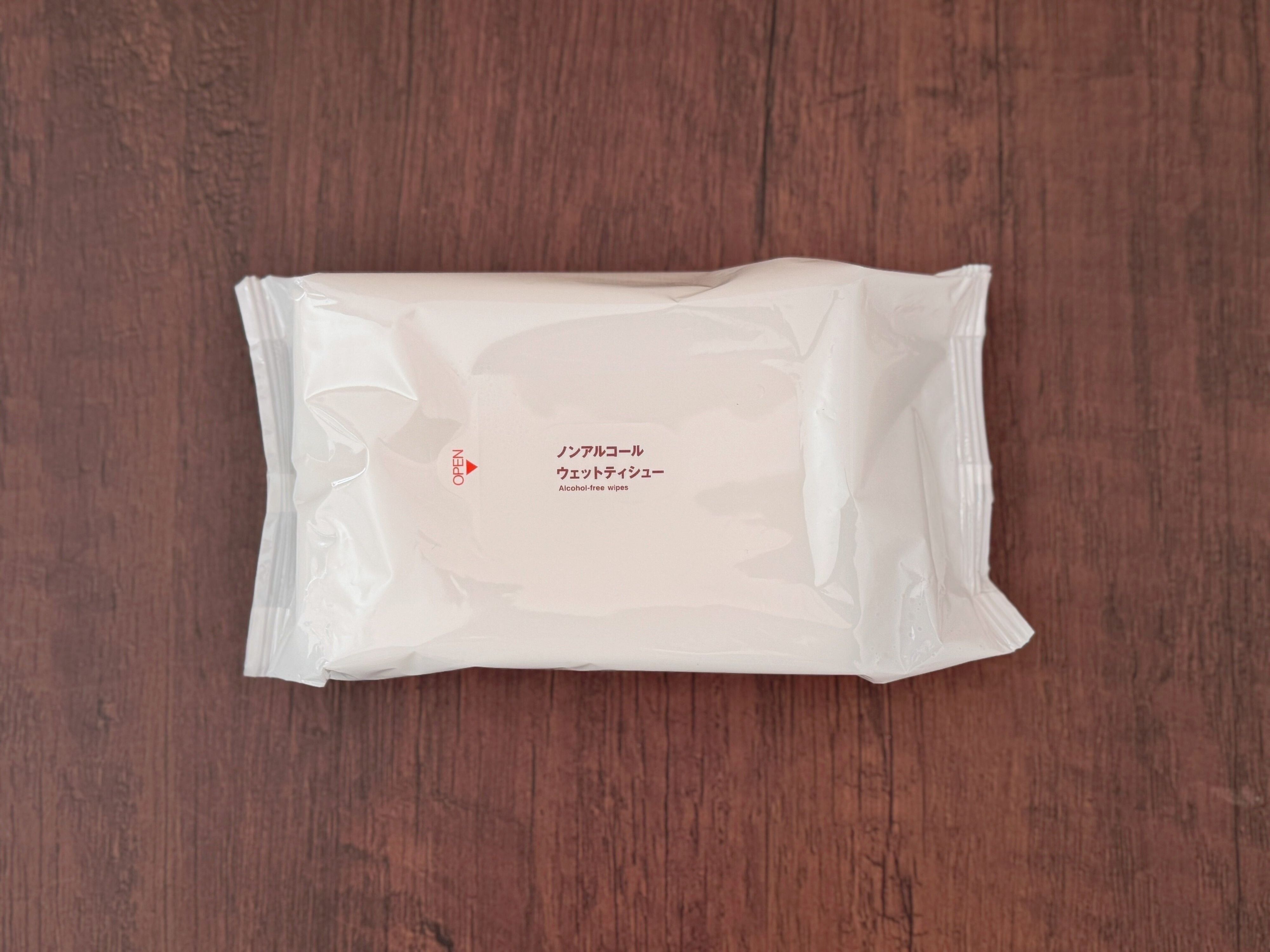 2．ノンアルコールウェットティッシュー（80枚入）