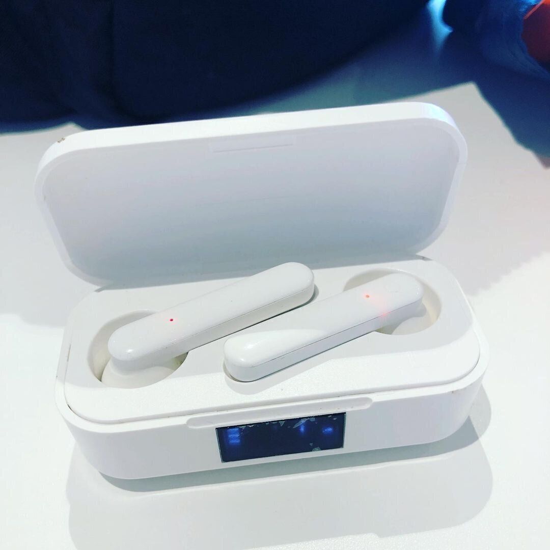 【3COINS】ルックス＆性能も◎なワイヤレスイヤホン