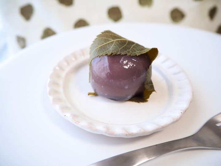 シャトレーゼ「くず桜こし餡」商品写真