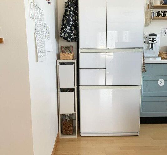 カラーボックス収納アイデア 0 活用したらこうなった 変幻自在のカラーボックス収納でお部屋がみるみる片づく サンキュ