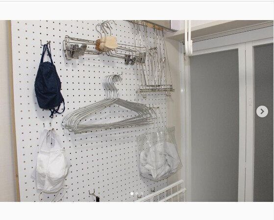 ハンガー収納テク ハンガー収納を極める 収納上手さんたちの実例アイデア集 サンキュ