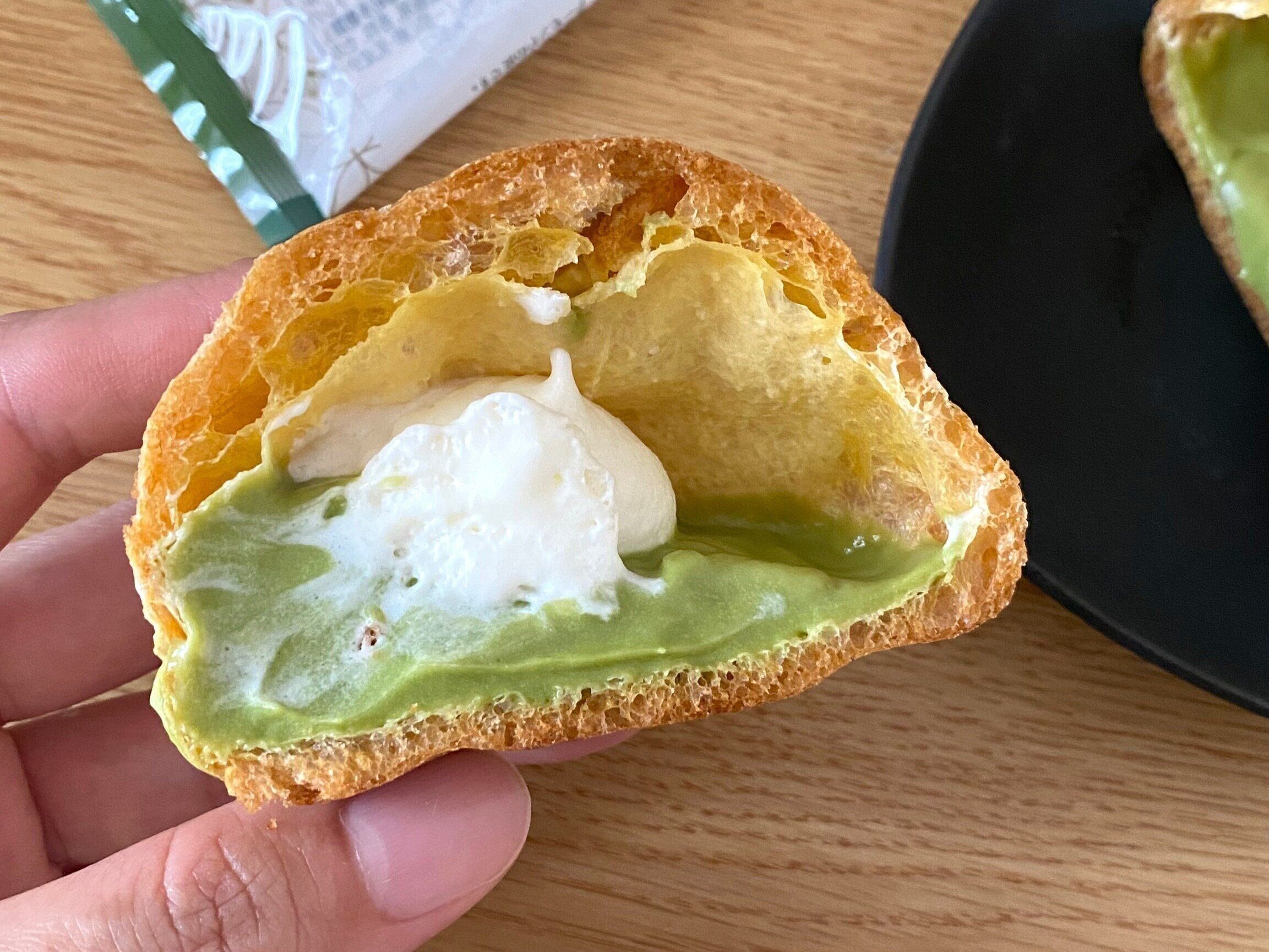 ダブルシュークリーム 抹茶ミルク
