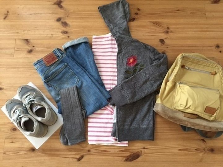 少ない服でおしゃれに着回し 女性ミニマリストのワードローブ コーデを公開 サンキュ 少ない服でおしゃれに着回し 女性ミニマリストのワードローブ コーデを公開 サンキュ