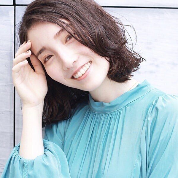 40代女性に似合うボブ！ルーズなパーマならスタイリングもしやすい！