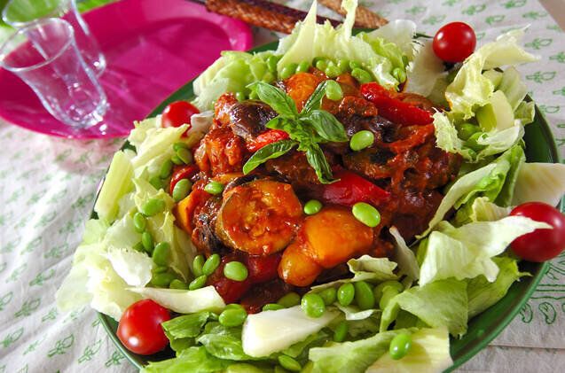 夏野菜のカレー煮込みサラダ仕立て